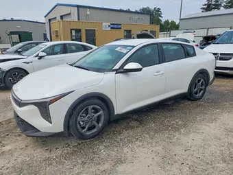 2025 Kia K4 3KPFT4DE3SE060279