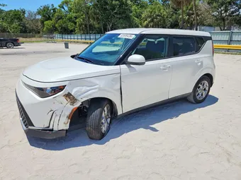 2023 Kia Soul KNDJ23AU1P7895209 Lot 52699436