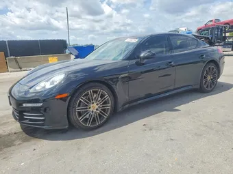 2016 Porsche Panamera WP0AA2A71GL004608