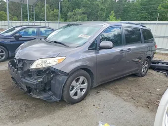 2017 Toyota Sienna 5TDKZ3DC6HS794838 Lot 50795566