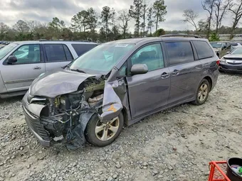 2018 Toyota Sienna 5TDKZ3DC5JS951426 Lot 79181065