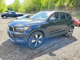 2022 Volvo XC40 YV4162UKXN2739251