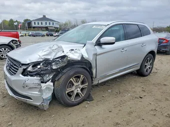 2015 Volvo XC60 YV4902RK5F2749765