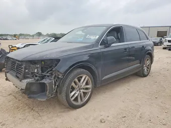 2017 Audi Q7 WA1VAAF75HD035872