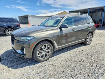 2020 BMW X7 5UXCW2C06L9C43137