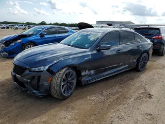 2021 Cadillac CT5-V 1G6DR5RW8M0136381