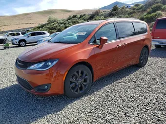 2018 Chrysler Pacifica 2C4RC1EG9JR289106 Lot 55907266