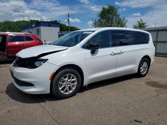 2024 Chrysler Voyager 2C4RC1CG3RR196130