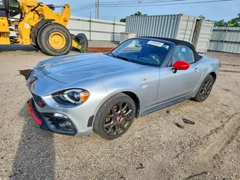 2020 Fiat 124 Spider JC1NFAEK8L0144059