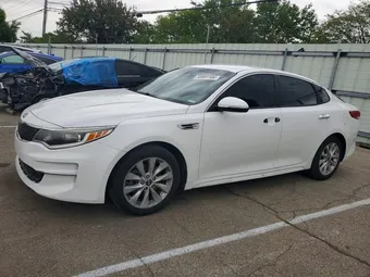 2017 Kia Optima 5XXGT4L31HG121956
