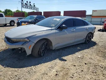 2025 Kia K5 KNAG64J72S5290518