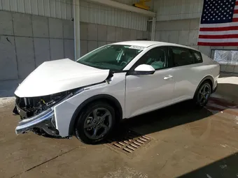 2025 Kia K4 3KPFT4DE3SE007162