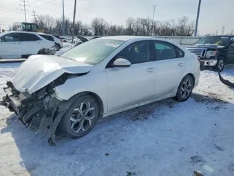 2021 Kia Forte 3KPF24AD6ME403894 Lot 76012815