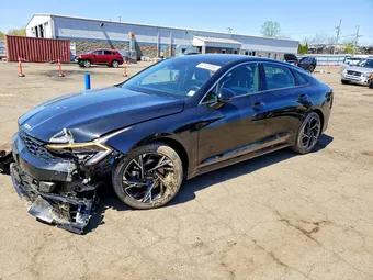 2025 Kia K5 KNAG64J73S5369938