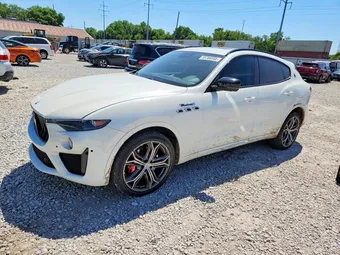 2022 Maserati Levante ZN661ZUM4NX384189