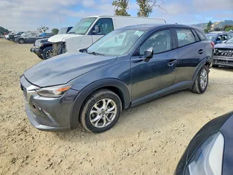 2016 Mazda CX-3 JM1DKFB72G0136374