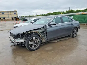 2019 Mercedes-Benz E-Class WDDZF4JB7KA664201
