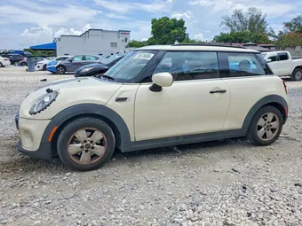 2021 Mini 3-Door WMWXR3C09M2P10653