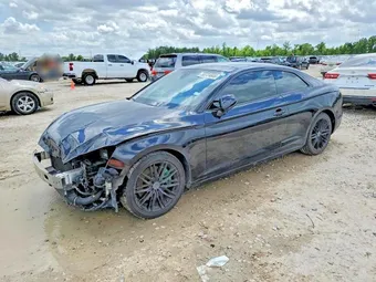 2018 Audi A5 WAUNNAF52JA000624
