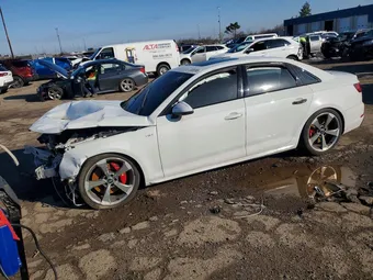 2018 Audi S4 WAUC4AF4XJA132418
