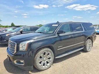 2018 GMC Yukon XL 1GKS2HKJ3JR212271