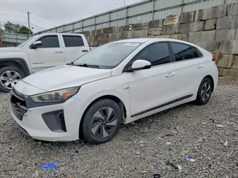 2017 Hyundai Ioniq KMHC75LC8HU028348
