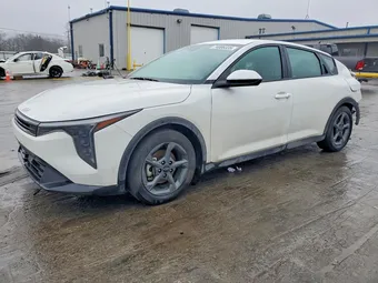 2025 Kia K4 3KPFT4DE9SE136460