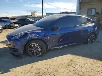 2024 Tesla Model Y 7SAYGDED7RF120574 Lot 41734376
