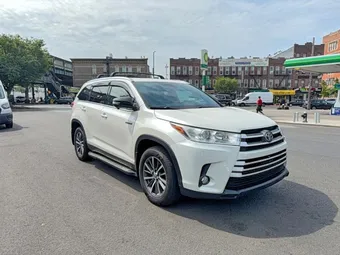 2019 Toyota Highlander 5TDJGRFHXKS070025 Lot 57141726