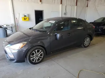 2017 Toyota Yaris 3MYDLBYV4HY156257