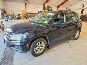 2017 Volkswagen Tiguan WVGBV7AX3HK000505