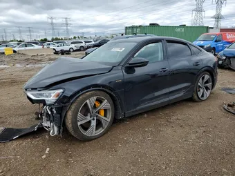 2022 Audi e-tron Sportback WA13AAGE6NB009566