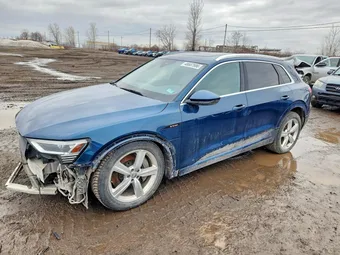 2019 Audi e-tron WA1AAAGE6KB011756