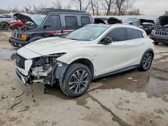 2018 Infiniti QX30 SJKCH5CR8JA049579