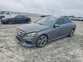 2016 Mercedes-Benz E-Class WDDHF5KB3GB301489