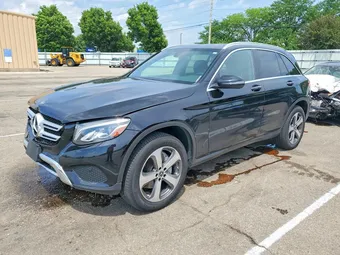 2019 Mercedes-Benz GLC-Class WDC0G4KB2KF574255