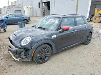 2019 Mini 5-Door WMWXU3C53K2B65172