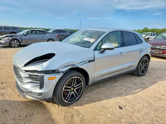 2020 Porsche Macan WP1AA2A50LLB13343