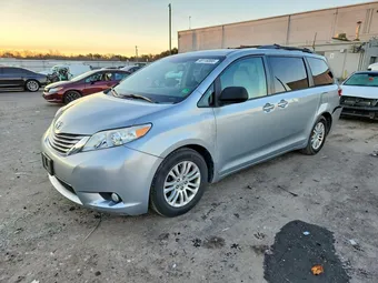 2015 Toyota Sienna 5TDYK3DC4FS608189 Lot 46116886