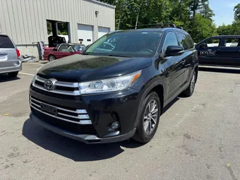 2019 Toyota Highlander 5TDJZRFH6KS934563 Lot 56613476