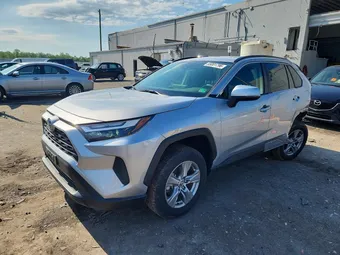 2024 Toyota RAV4 JTMRWRFV8RJ060063 Lot 55001796