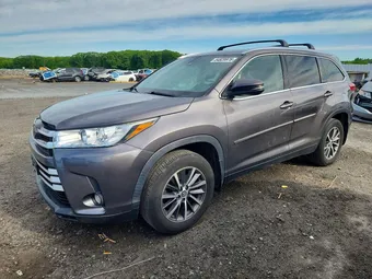 2019 Toyota Highlander 5TDJZRFHXKS597394 Lot 54829976