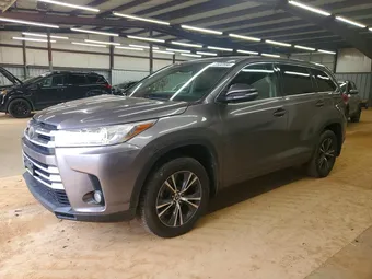 2018 Toyota Highlander 5TDBZRFH2JS908688 Lot 45532596