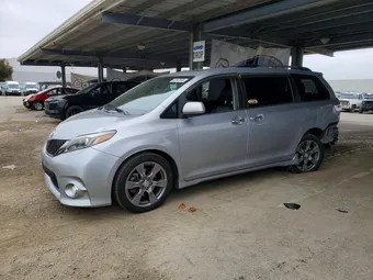 2017 Toyota Sienna 5TDXZ3DCXHS877632 Lot 52942606