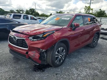 2022 Toyota Highlander 5TDGZRAHXNS136170 Lot 54547656