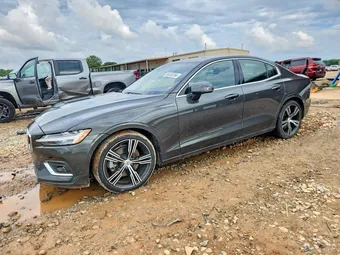 2022 Volvo S60 7JRL12TL2NG154205