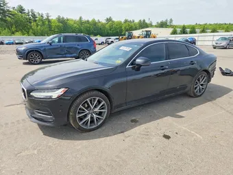 2017 Volvo S90 YV1A22MK7H1014595
