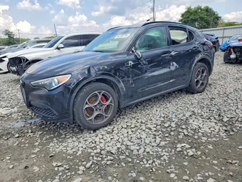 2022 Alfa Romeo ZASPAKAN9N7D30629