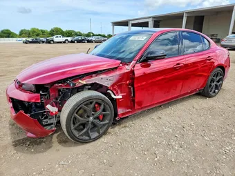 2020 Alfa Romeo ZARFAMAN3L7631464