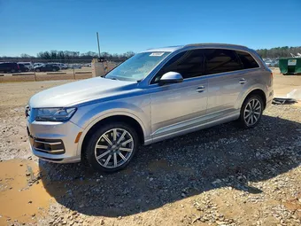 2018 Audi Q7 WA1VABF77JD011021